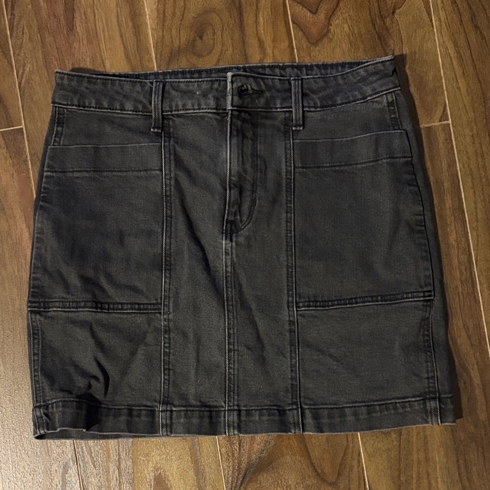 Old Navy Charcoal Mini Skirt